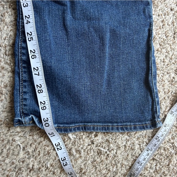 Levi's Women's Boot Cut Jeans in Deep Blue Casual Denim 18 34 - Picture 8 of 8